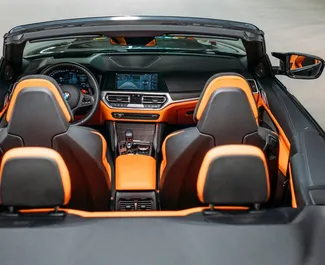 Noleggio BMW M4 Competition. Auto Comfort, Premium, Lusso per il noleggio negli Emirati Arabi Uniti ✓ Cauzione di Deposito di 2500 AED ✓ Opzioni assicurative RCT.