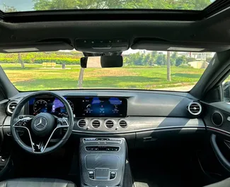 Noleggio auto Mercedes-Benz E350 #13467 Automatico a Dubai, dotata di motore 2,0L ➤ Da Mohammad negli Emirati Arabi Uniti.