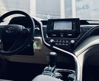 Motore Benzina da 2,5L di Toyota Camry 2023 per il noleggio a Dubai.