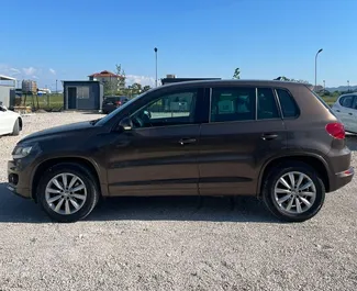 Noleggio auto Volkswagen Tiguan #13389 Automatico all'aeroporto di Tirana, dotata di motore 2,0L ➤ Da Marenglen in Albania.