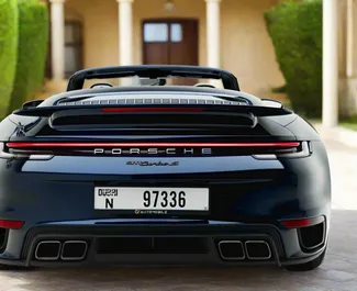 Noleggio Porsche 911 Carrera S Cabrio. Auto Premium, Lusso, Cabrio per il noleggio negli Emirati Arabi Uniti ✓ Cauzione di Deposito di 2500 AED ✓ Opzioni assicurative RCT.