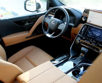 Noleggio auto Lexus LX570 2023 negli Emirati Arabi Uniti, con carburante Benzina e 409 cavalli di potenza ➤ A partire da 1300 AED al giorno.