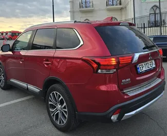 Noleggio Mitsubishi Outlander Xl. Auto Comfort, Crossover per il noleggio in Georgia ✓ Cauzione di Senza deposito ✓ Opzioni assicurative RCT, FDW, Passeggeri, Furto.