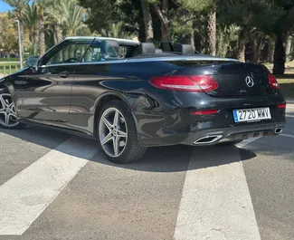 Mercedes-Benz C200 Cabrio 2020 con sistema A trazione anteriore, disponibile ad Alicante.