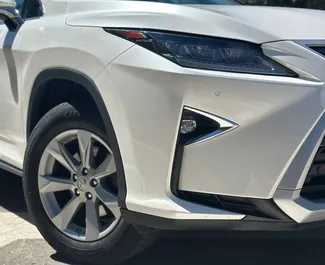 Noleggio auto Lexus RX 450 2017 in Spagna, con carburante Benzina e  cavalli di potenza ➤ A partire da 100 EUR al giorno.