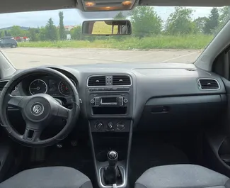 Noleggio auto Volkswagen Polo #13241 Manuale in Bar, dotata di motore 1,2L ➤ Da Giorgio in Montenegro.