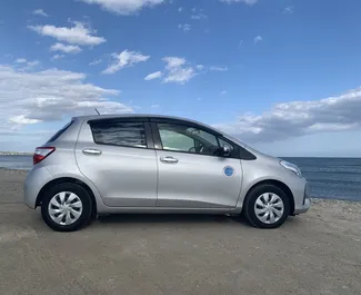 Noleggio auto Toyota Vitz #11208 Automatico a Larnaca, dotata di motore 1,3L ➤ Da Maxim a Cipro.