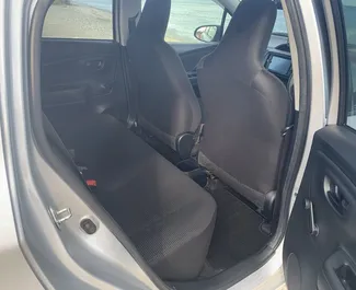 Noleggio auto Toyota Vitz 2016 a Cipro, con carburante Benzina e 120 cavalli di potenza ➤ A partire da 22 EUR al giorno.