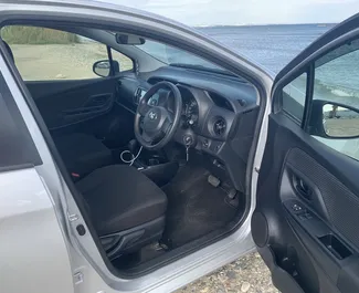 Noleggio Toyota Vitz. Auto Economica per il noleggio a Cipro ✓ Cauzione di Senza deposito ✓ Opzioni assicurative RCT, CDW, SCDW, Passeggeri, Furto, Giovane.