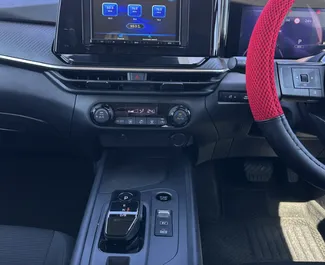 Motore Ibrido da 1,2L di Nissan Note 2022 per il noleggio a Larnaca.
