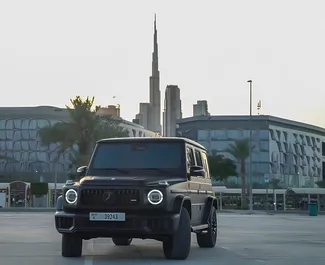 Vista frontale di un noleggio Mercedes-Benz G63 a Dubai, Emirati Arabi Uniti ✓ Auto #13591. ✓ Cambio Automatico TM ✓ 0 recensioni.