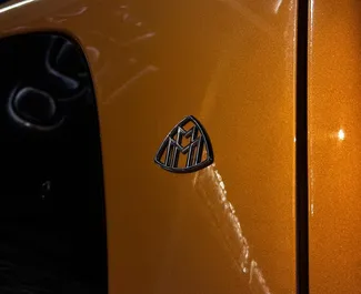 Motore Benzina da 2,0L di Mercedes-Benz Viano 2024 per il noleggio a Dubai.