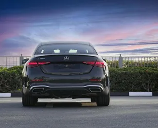 Noleggio auto Mercedes-Benz C200 #13608 Automatico a Dubai, dotata di motore 4,0L ➤ Da Mohammad negli Emirati Arabi Uniti.