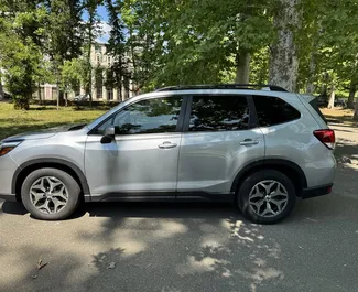 Subaru Forester 2020 disponibile per il noleggio a Kutaisi, con limite di chilometraggio di illimitato.