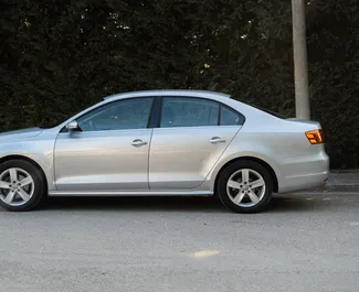 Noleggio auto Volkswagen Jetta #9697 Automatico a Durazzo, dotata di motore 2,0L ➤ Da Erald in Albania.