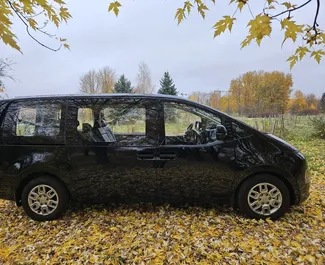 Motore Diesel da 2,2L di Hyundai Staria 2024 per il noleggio a Minsk.