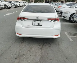 Noleggio auto Toyota Corolla Sedan #13973 Automatico a Dubai, dotata di motore L ➤ Da Mohammad negli Emirati Arabi Uniti.