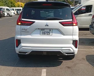 Noleggio auto Mitsubishi Xpander 2024 negli Emirati Arabi Uniti, con carburante Benzina e 105 cavalli di potenza ➤ A partire da 77 AED al giorno.