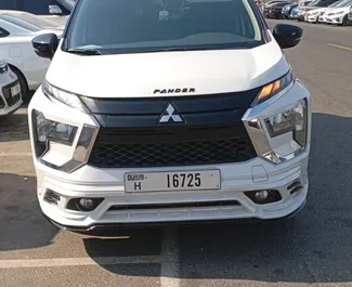 Noleggio auto Mitsubishi Xpander 2024 negli Emirati Arabi Uniti, con carburante Benzina e 105 cavalli di potenza ➤ A partire da 77 AED al giorno.