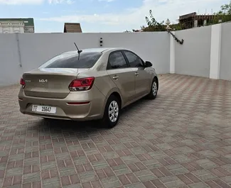 Noleggio Kia Pegas. Auto Economica per il noleggio negli Emirati Arabi Uniti ✓ Cauzione di Deposito di 500 AED ✓ Opzioni assicurative RCT.