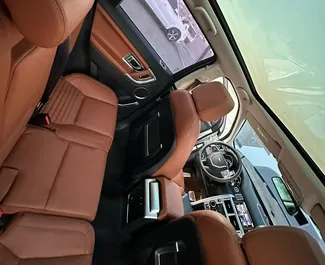 Noleggio auto Land Rover Discovery Sport 2015 in Albania, con carburante Diesel e 190 cavalli di potenza ➤ A partire da 64 EUR al giorno.
