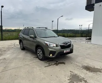 Vista frontale di un noleggio Subaru Forester a Kutaisi, Georgia ✓ Auto #14092. ✓ Cambio Automatico TM ✓ 0 recensioni.