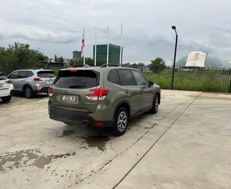 Motore Benzina da 2,5L di Subaru Forester 2021 per il noleggio a Kutaisi.
