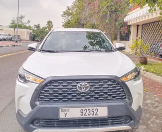 Noleggio auto Toyota Corolla Cross 2023 negli Emirati Arabi Uniti, con carburante Benzina e 196 cavalli di potenza ➤ A partire da 67 AED al giorno.