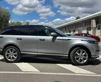 Vista frontale di un noleggio Land Rover Range Rover Velar ad Alicante, Spagna ✓ Auto #13641. ✓ Cambio Automatico TM ✓ 0 recensioni.