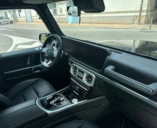 Mercedes-Benz G63 AMG 2024 con sistema A trazione anteriore, disponibile ad Alicante.