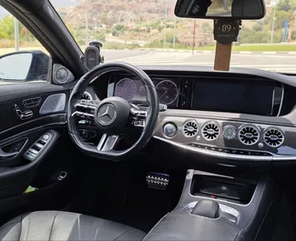 Mercedes-Benz S500 2019 con sistema A trazione anteriore, disponibile ad Alicante.