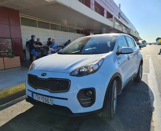 Vista frontale di un noleggio Kia Sportage a Chania, Grecia ✓ Auto #9548. ✓ Cambio Automatico TM ✓ 0 recensioni.