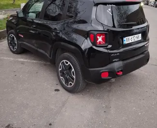 Noleggio Jeep Renegade. Auto Economica, Comfort, Crossover per il noleggio in Georgia ✓ Cauzione di Senza deposito ✓ Opzioni assicurative RCT, FDW, Passeggeri, Furto.