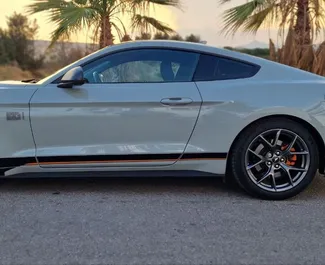 Motore Benzina da L di Ford Mustang Coupe 2023 per il noleggio ad Alicante.