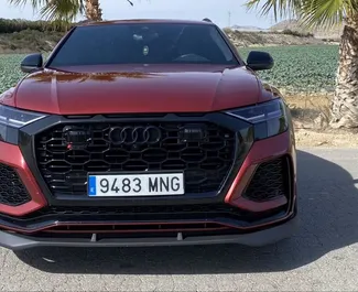 Noleggio Audi RS Q8. Auto Premium, Lusso, SUV, Crossover per il noleggio in Spagna ✓ Cauzione di Deposito di 4000 EUR ✓ Opzioni assicurative RCT.