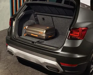 Noleggio auto SEAT Arona 2025 in Grecia, con carburante Benzina e 115 cavalli di potenza ➤ A partire da 40 EUR al giorno.