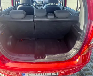 Noleggio auto Hyundai i10 2015 in Bulgaria, con carburante Benzina e 75 cavalli di potenza ➤ A partire da 12 EUR al giorno.