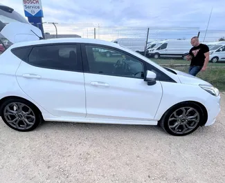 Noleggio auto Ford Fiesta 2024 in Bulgaria, con carburante Benzina e 121 cavalli di potenza ➤ A partire da 14 EUR al giorno.
