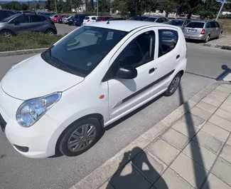 Noleggio Suzuki Alto. Auto Economica per il noleggio in Bulgaria ✓ Cauzione di Deposito di 100 EUR ✓ Opzioni assicurative RCT, CDW, SCDW, FDW, Furto, All'estero, Giovane, Senza deposito.