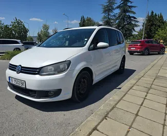 Noleggio auto Volkswagen Touran #1662 Automatico a Burgas, dotata di motore 1,6L ➤ Da Nikolay in Bulgaria.