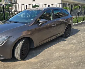 Noleggio SEAT Leon ST. Auto Comfort per il noleggio in Bulgaria ✓ Cauzione di Deposito di 100 EUR ✓ Opzioni assicurative RCT, CDW, SCDW, FDW, Furto, All'estero, Giovane, Senza deposito.