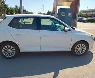 Noleggio Skoda Fabia. Auto Economica per il noleggio in Bulgaria ✓ Cauzione di Deposito di 100 EUR ✓ Opzioni assicurative RCT, CDW, SCDW, FDW, Furto, All'estero, Giovane, Senza deposito.