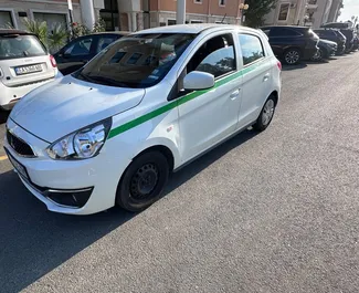 Motore Benzina da 1,0L di Mitsubishi Space Star 2022 per il noleggio a Burgas.