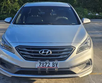Hyundai Sonata 2016 disponibile per il noleggio a Kutaisi, con limite di chilometraggio di illimitato.