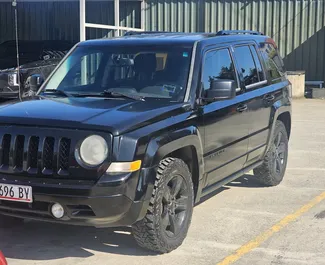 Motore Benzina da 2,4L di Jeep Patriot 2015 per il noleggio a Kutaisi.