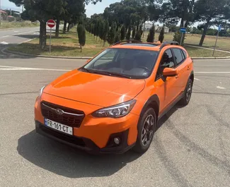 Vista frontale di un noleggio Subaru Crosstrek a Tbilisi, Georgia ✓ Auto #14440. ✓ Cambio Automatico TM ✓ 0 recensioni.