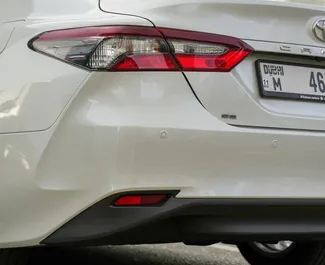 Noleggio auto Toyota Camry #14500 Automatico a Dubai, dotata di motore 2,0L ➤ Da Lasha negli Emirati Arabi Uniti.