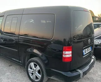Noleggio auto Volkswagen Caddy Maxi 2015 in Albania, con carburante Diesel e  cavalli di potenza ➤ A partire da 30 EUR al giorno.