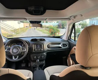 Noleggio Jeep Renegade. Auto Economica, Comfort, Crossover per il noleggio in Georgia ✓ Cauzione di Senza deposito ✓ Opzioni assicurative RCT.