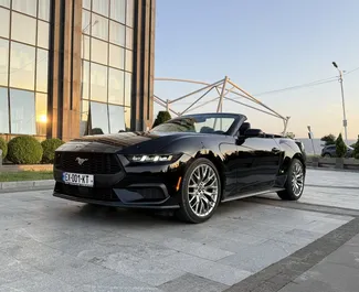 Noleggio auto Ford Mustang Cabrio 2025 in Georgia, con carburante Benzina e 320 cavalli di potenza ➤ A partire da 330 GEL al giorno.